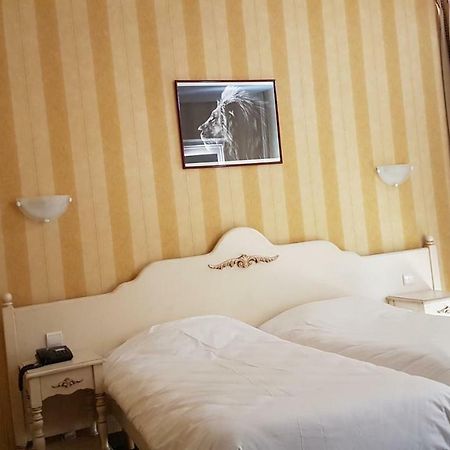Hotel Au Lion D'Or Nogent-le-Rotrou Ngoại thất bức ảnh